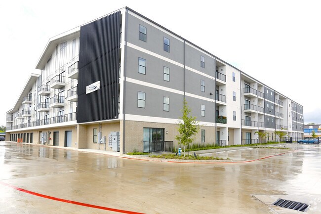 Alta City West Rentals Houston Tx Apartments Com