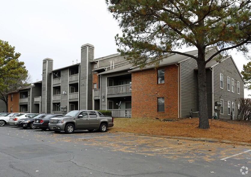 Arbors Of Hickory Ridge Rentals Memphis Tn Apartments Com