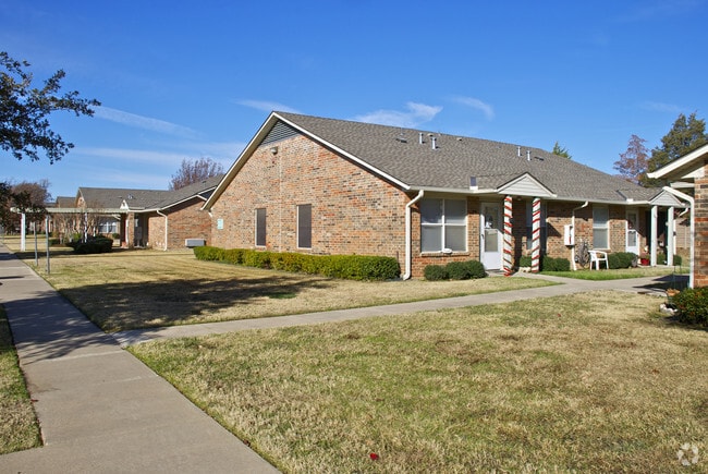 Blessing Court Rentals Bedford Tx Apartments Com
