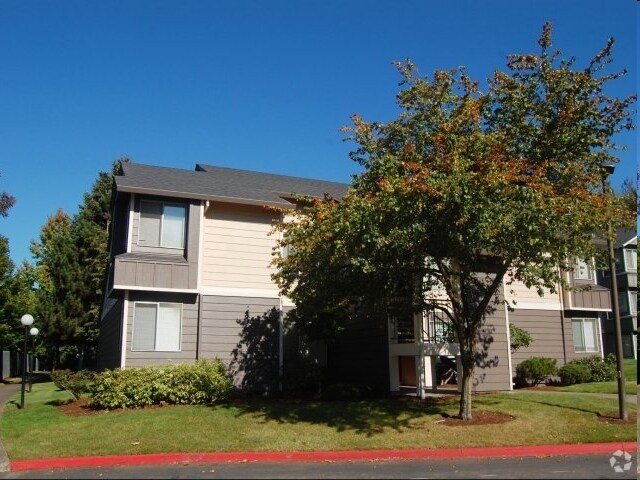Crown Court Apartments Rentals Clackamas OR Apartments com Crown Court Apartments Rentals Clackamas OR Apartments com