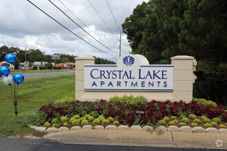 Crystal Lake Rentals Pensacola Fl Apartments Com