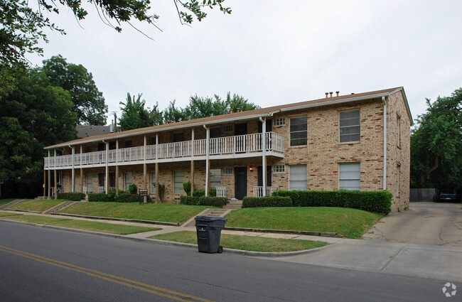 Douglas Court Apartments Rentals Dallas TX Apartments com Douglas Court Apartments Rentals Dallas TX Apartments com