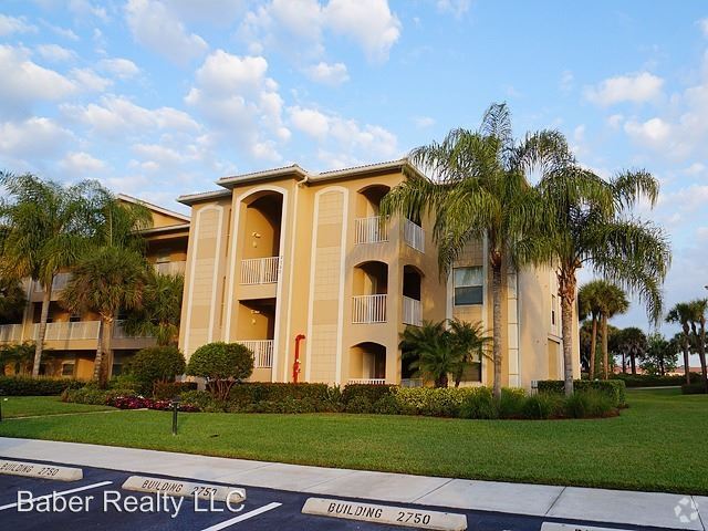 2750 Cypress Trace Cir Naples Fl 34119 Rentals Naples