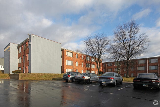 Shelton Gardens Apartments Rentals Cincinnati Oh