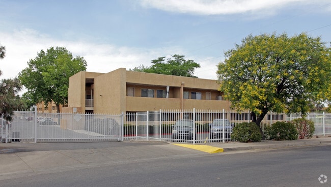 The Atrium Condominiums Rentals Albuquerque Nm
