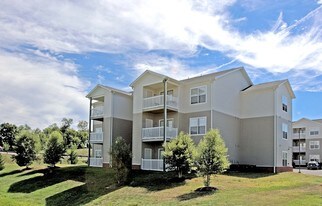 Greens at Northridge Apartments