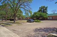 2417 33rd St Apartments