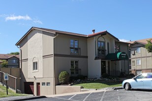 Crossing at Northpointe Apartments
