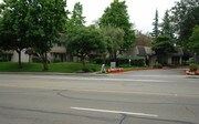 Lincoln Glen Apartments