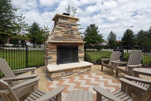 Greystone at Widewaters Apartments