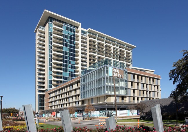 AMLI Design District Apartments