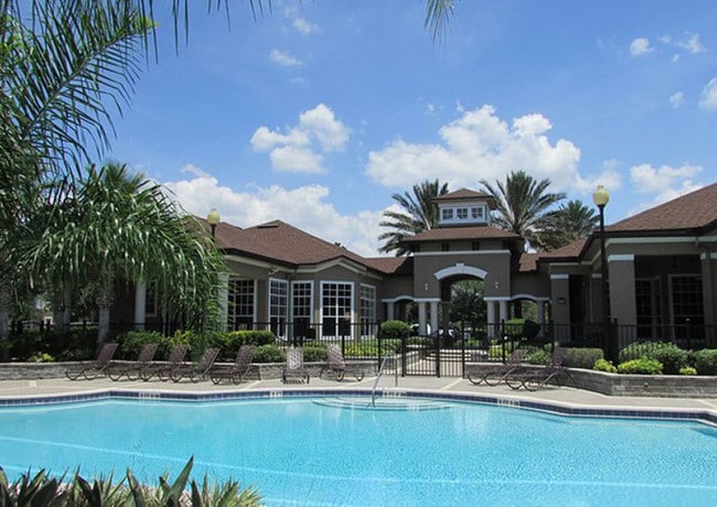 Courtney Meadows Apartments