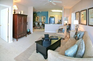 Bristol Village at Charter Colony Apartments