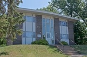 1207 S Dewey St Eau Claire WI Apartments
