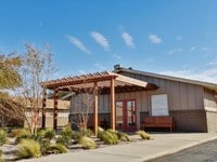 Oak Creek Apartments