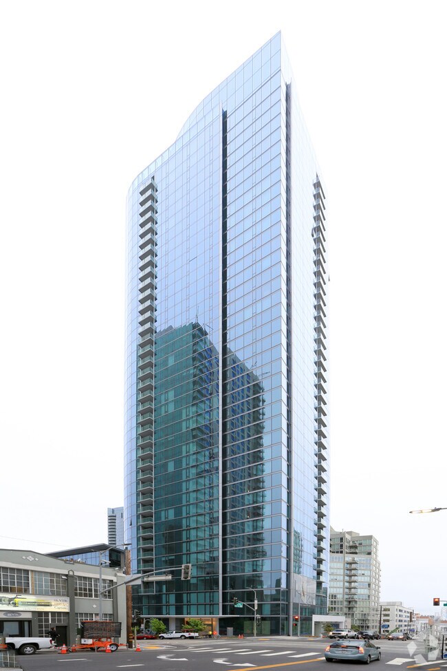 399 Fremont Apartments