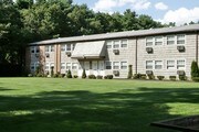 Heatherwood House at Oakdale Apartments