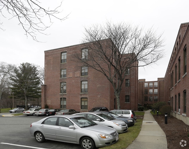 Andover Commons Rentals Andover, MA