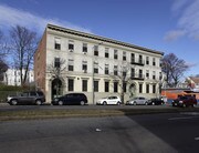 Quincy Geneva Apartments
