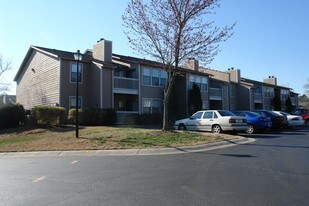 Matthews Crossing Apartments