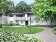 Holiday Gardens Apartments