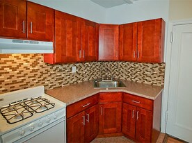 84-40 118th St Queens NY Apartments
