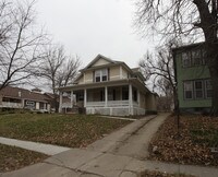 230 S 26th St Apartments