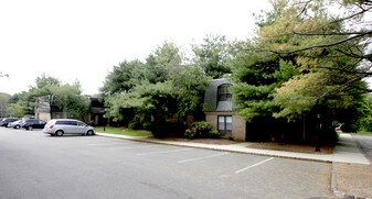 Hidden Lake Apartments