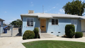 114 Warren Ave Bakersfield CA Apartments