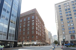 Gallery 1014 Luxury Apartments