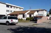 4929 W 118th Pl Apartments