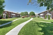 Lake Grove Apartments