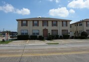 Courtland Park Apartments