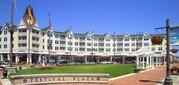 Pier Village Apartamentos