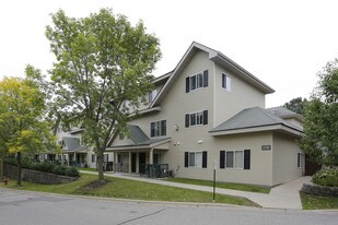 Promenade Oaks Apartments