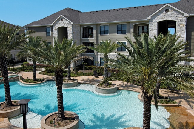 Cali Sommerall Apartments