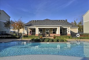 Bellaterra at Deerbrook Apartments
