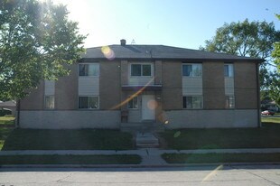 4176 S 51st St Milwaukee WI Apartments