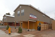 Alicia Apartments