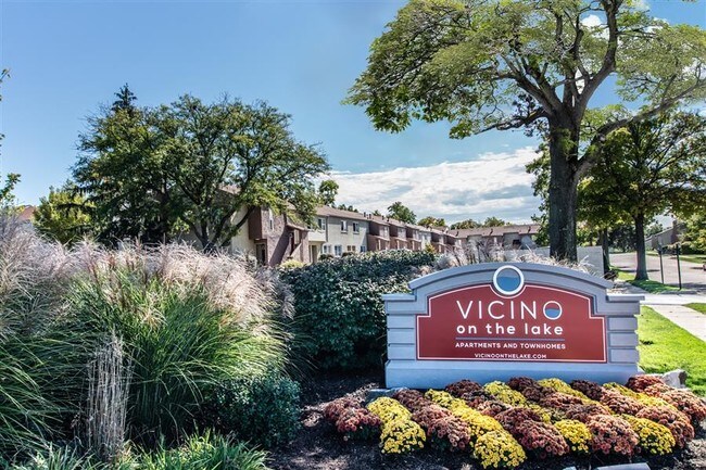 Vicino on the Lake Apartments