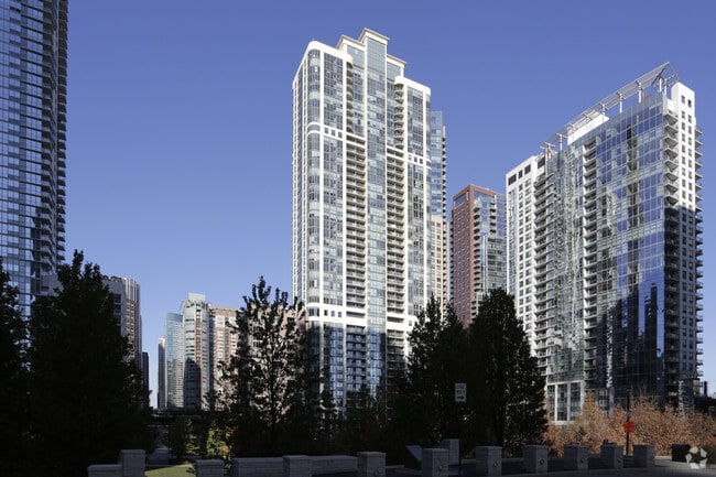 The Shoreham Apartments
