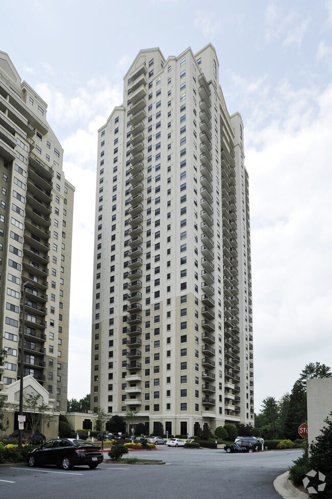 M789 Apartments