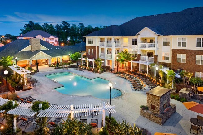 Windsor at Tryon Village Apartments