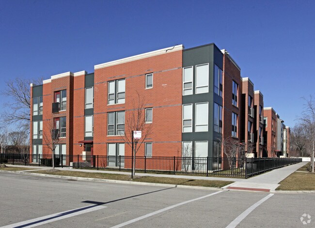 Legends South Apartments