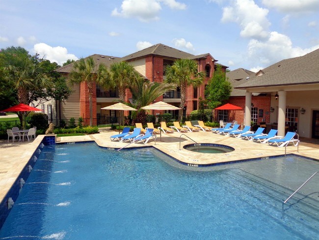Turnberry Place Apartments