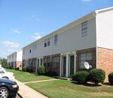 Cross Creek Apartments