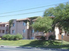 Lantana Apartments