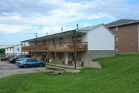 433-501 W Saunders Ave Apartments
