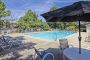 Ashwood Cove Apartments