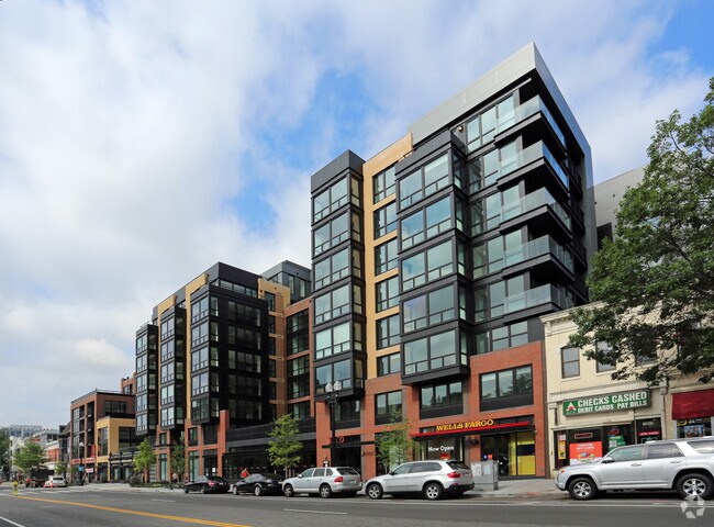 The Louis Apartments